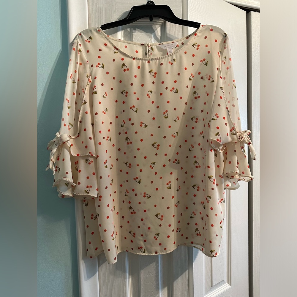 LC Lauren Conrad Women’s Top Size X-Large